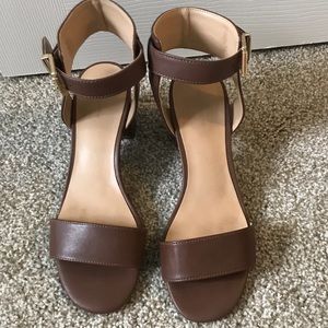 Sandals - size 9